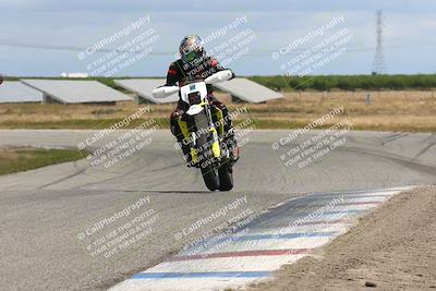media/Apr-26-2024-TrackDaz (Fri) [[c4b677d280]]/B Group/120pm (Wheelie Bump)/